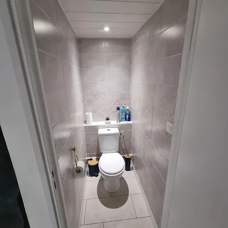 Apartament Thelna Naely