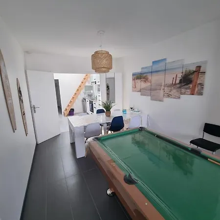 Thelna Naely Bray-Dunes